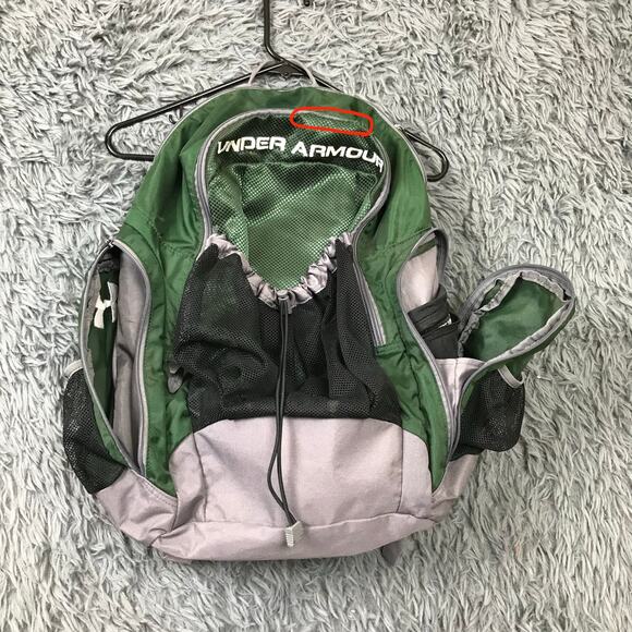 Under Armour Sports Backpack Green Black Zipper Pockets Padded Back & Straps - Picture 1 of 13